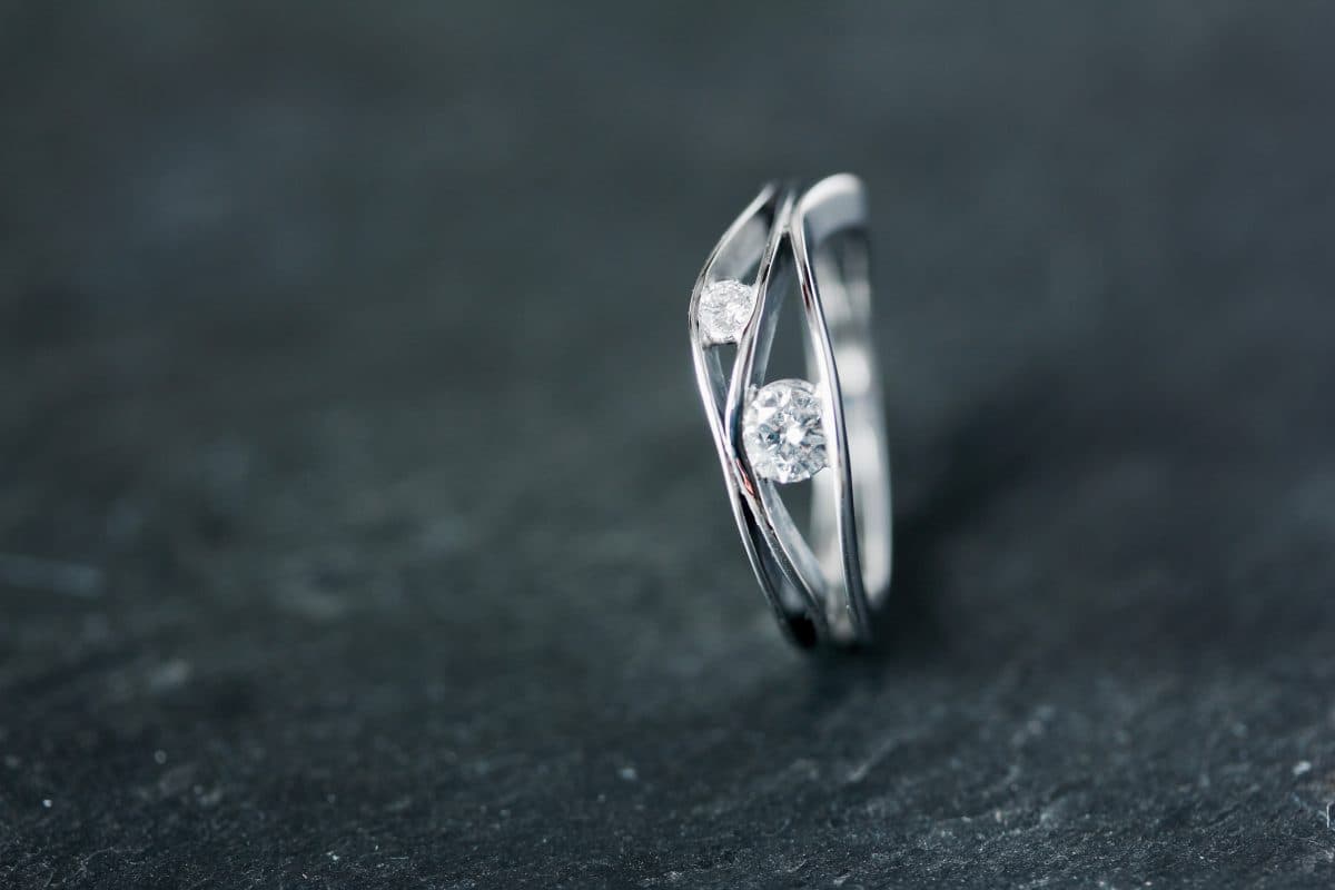 Bague "Waves". - bijoutier joaillier créateur Valenciennes