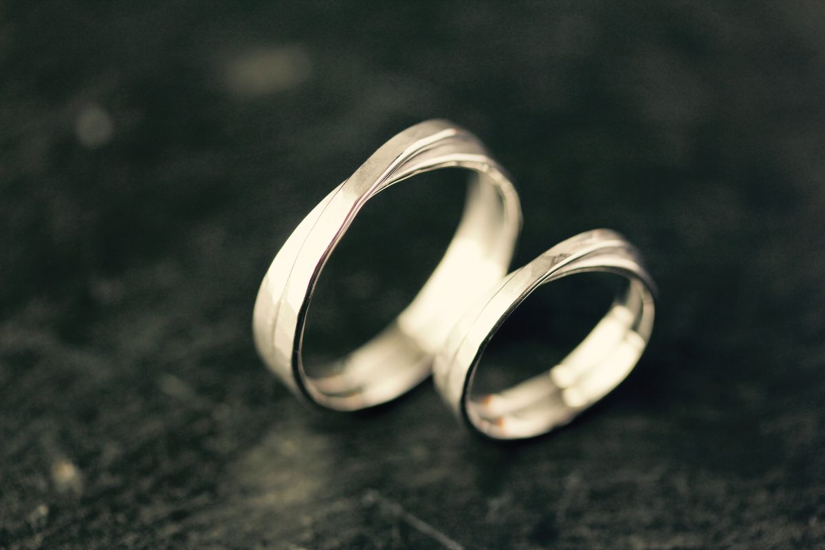 Alliances "Infini". - bijoutier joaillier créateur Valenciennes