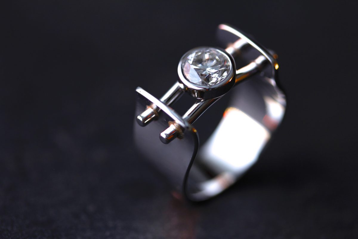 Solitaire "Badan". - bijoutier joaillier créateur Valenciennes