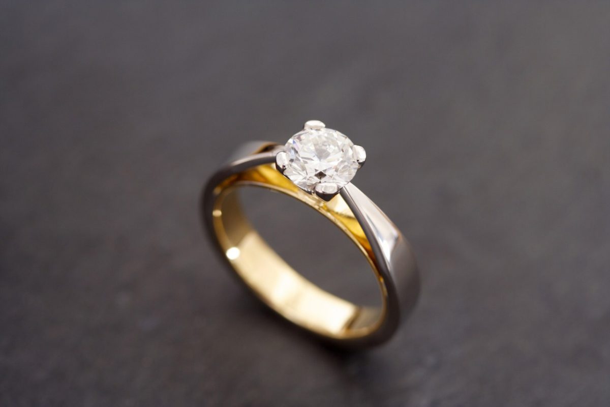 Solitaire "Valtari". - bijoutier joaillier créateur Valenciennes