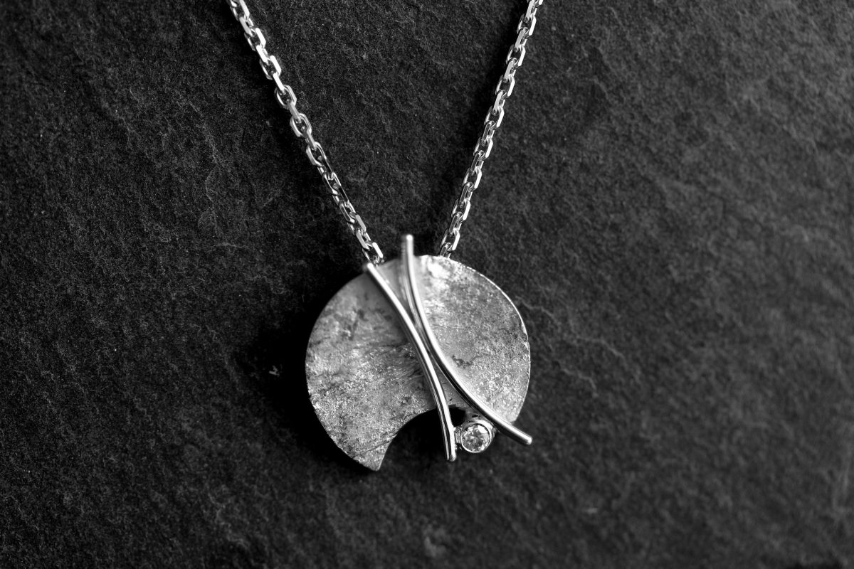 Pendentif "Ouessant". - bijoutier joaillier créateur Valenciennes